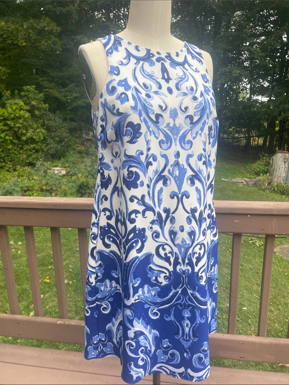 Sleeveless Blue and White Damask Print Dress